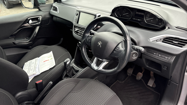 Peugeot 208 1.2 PureTech 82 Tech Edition 5dr [Start Stop] Petrol Hatchback